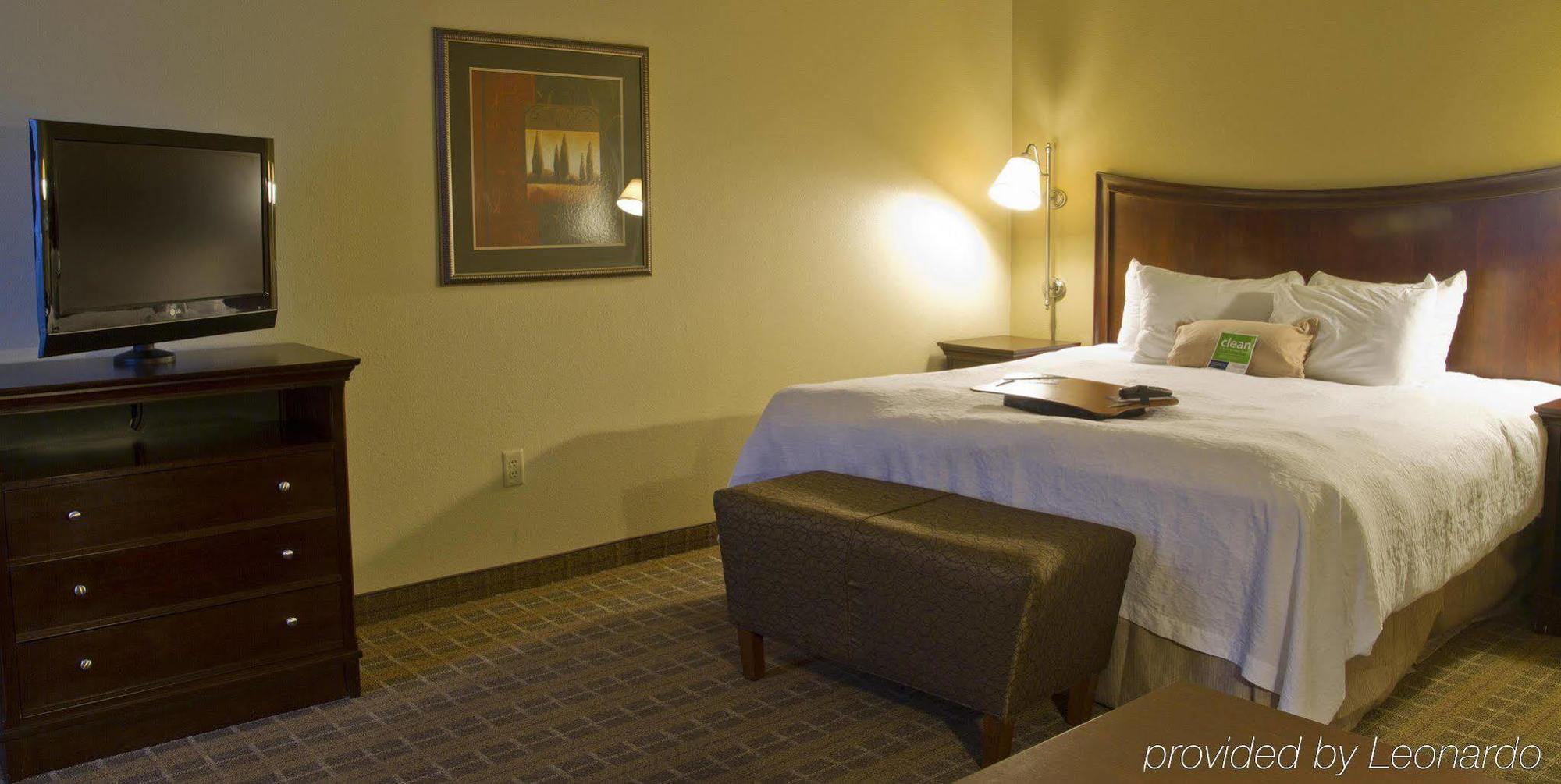 Hampton Inn Charlotte Monroe Bilik gambar